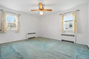 537 8th Ave, New Hyde Park, NY 11040 - Photo 17