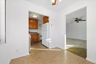 537 8th Ave, New Hyde Park, NY 11040 - Photo 13