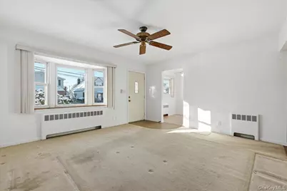 537 8th Avenue, New Hyde Park, NY 11040 - Photo 9