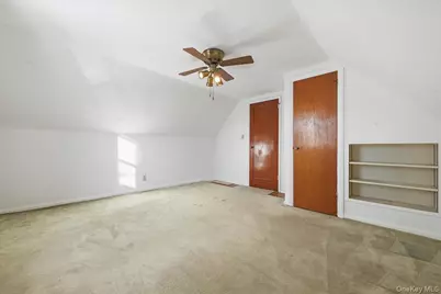 537 8th Avenue, New Hyde Park, NY 11040 - Photo 27