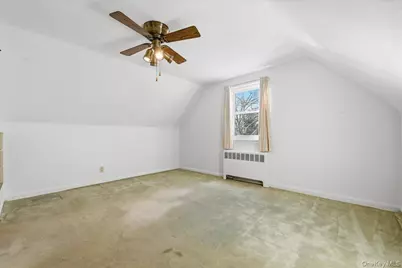 537 8th Avenue, New Hyde Park, NY 11040 - Photo 29