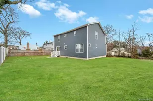 42 Volta Dr, Deer Park, NY 11729 - Photo 35