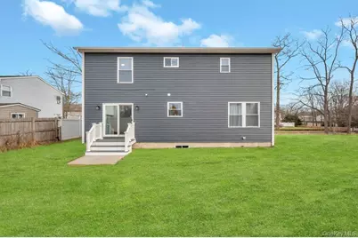 42 Volta Drive, Deer Park, NY 11729 - Photo 37