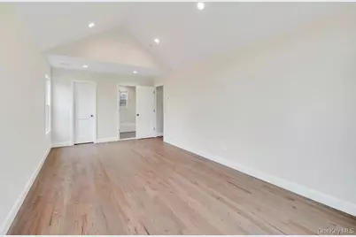 42 Volta Drive, Deer Park, NY 11729 - Photo 23