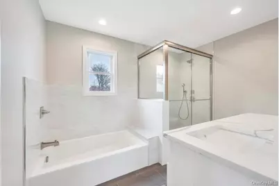 42 Volta Drive, Deer Park, NY 11729 - Photo 29