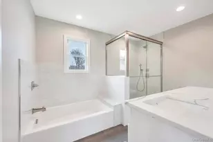 42 Volta Dr, Deer Park, NY 11729 - Photo 29