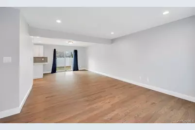 42 Volta Drive, Deer Park, NY 11729 - Photo 11