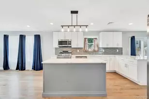 42 Volta Dr, Deer Park, NY 11729 - Photo 3