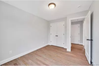 42 Volta Drive, Deer Park, NY 11729 - Photo 17