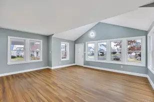 17 Sapir St, Valley Stream, NY 11580 - Photo 3