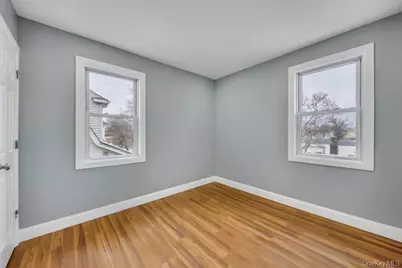 17 Sapir Street, Valley Stream, NY 11580 - Photo 9