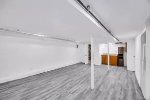 17 Sapir St, Valley Stream, NY 11580 - Photo 23