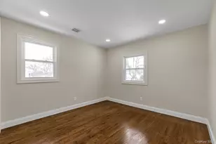 3 Jayne Ave, Melville, NY 11747 - Photo 11