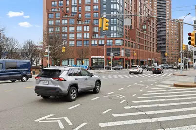 69-40 Yellowstone Boulevard #108, Forest Hills, NY 11375 - Photo 25