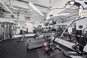 69-40 Yellowstone Blvd, Forest Hills, NY 11375 - Photo 21