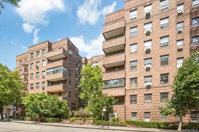69-40 Yellowstone Boulevard #108, Forest Hills, NY 11375 - Photo 3