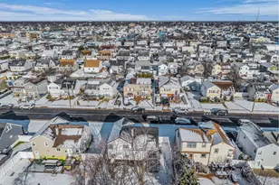 39 Layton St, Freeport, NY 11520 - Photo 19