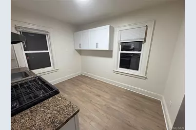 260 Biltmore Avenue, Elmont, NY 11003 - Photo 11