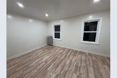 260 Biltmore Avenue, Elmont, NY 11003 - Photo 5