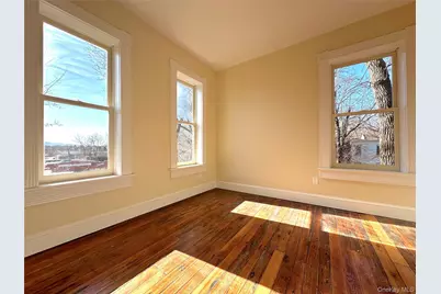 31 Dubois Street #6, Newburgh, NY 12550 - Photo 5