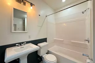 12 Front St, Newburgh, NY 12550 - Photo 11