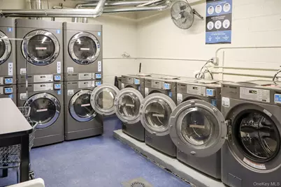 1332 Metropolitan Avenue #5G, Bronx, NY 10462 - Photo 11