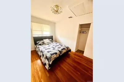 310 Southwood Circle, Syosset, NY 11791 - Photo 11