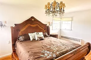 310 Southwood Cir, Syosset, NY 11791 - Photo 7