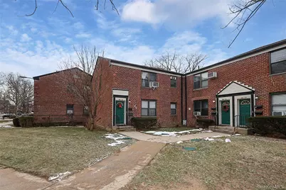 196-23 73rd Ave #2, Fresh Meadows, NY 11365 - Photo 3