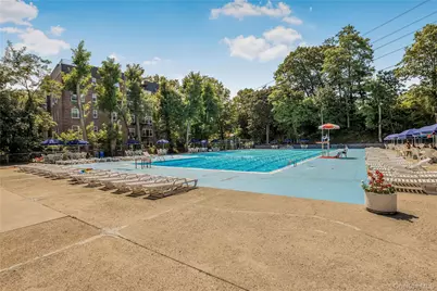 2 Sadore Lane #5U, Yonkers, NY 10710 - Photo 5