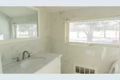 2155 Salisbury Park Drive, Westbury, NY 11590 - Photo 11