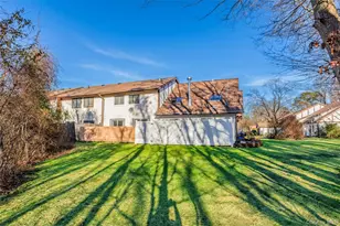 52 Briar Hill Ct, Middle Island, NY 11953 - Photo 27