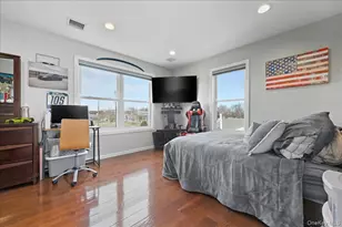 3 Neptune Pl, Massapequa, NY 11758 - Photo 27