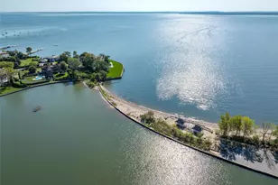 63 Premium Point, New Rochelle, NY 10801 - Photo 21