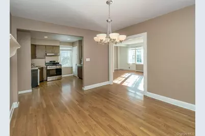 25 Princeton Street, Williston Park, NY 11596 - Photo 11