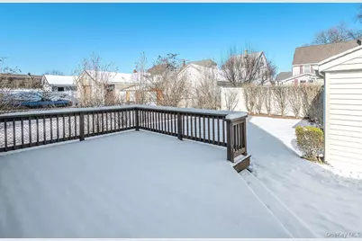 25 Princeton Street, Williston Park, NY 11596 - Photo 33