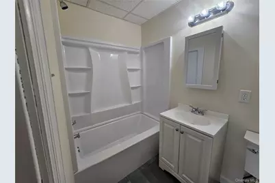 2 Somerset Avenue Apt #3, East Islip, NY 11730 - Photo 15