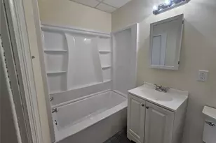 2 Somerset Ave, East Islip, NY 11730 - Photo 15