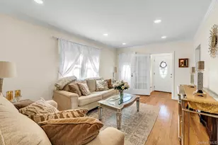 20 Law St, Valley Stream, NY 11580 - Photo 5