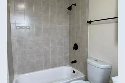 400 Jericho Turnpike #4, New Hyde Park, NY 11040 - Photo 9