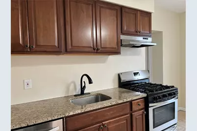 400 Jericho Turnpike #4, New Hyde Park, NY 11040 - Photo 3