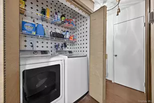 30 Summerfield Ct, Deer Park, NY 11729 - Photo 11