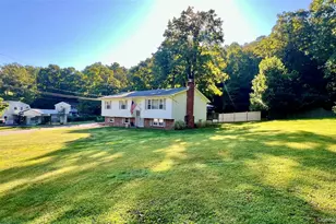 2 Garden Pl, Beacon, NY 12508 - Photo 3