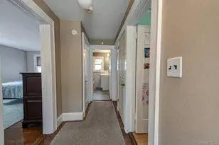 75 Bar Beach Rd, Port Washington, NY 11050 - Photo 23