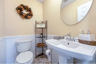 75 Bar Beach Road, Port Washington, NY 11050 - Photo 17