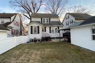 237-35 93rd Ave, Bellerose, NY 11426 - Photo 3