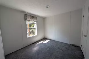 11 Square Hill Rd, New Windsor, NY 12553 - Photo 13