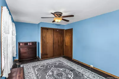 9 Belmont Avenue, Floral Park, NY 11001 - Photo 17