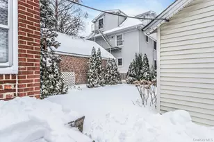 9 Belmont Ave, Floral Park, NY 11001 - Photo 21