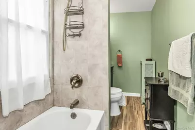 9 Belmont Avenue, Floral Park, NY 11001 - Photo 19